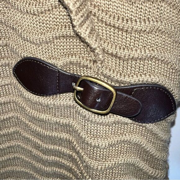 Calvin Klein Mock Wrap Wavey Knit Dark Tan Dress w/Leather Buckel Accent-Size S - Picture 6 of 9